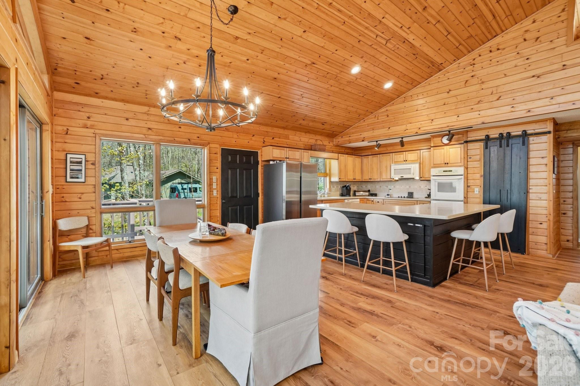 34 Wolfs Head Court - Photo 17