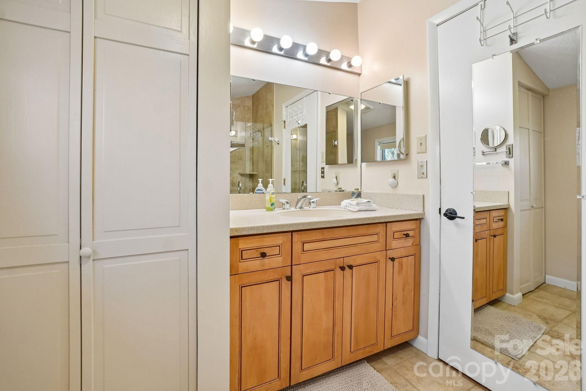 34 Wolfs Head Court - Photo 33