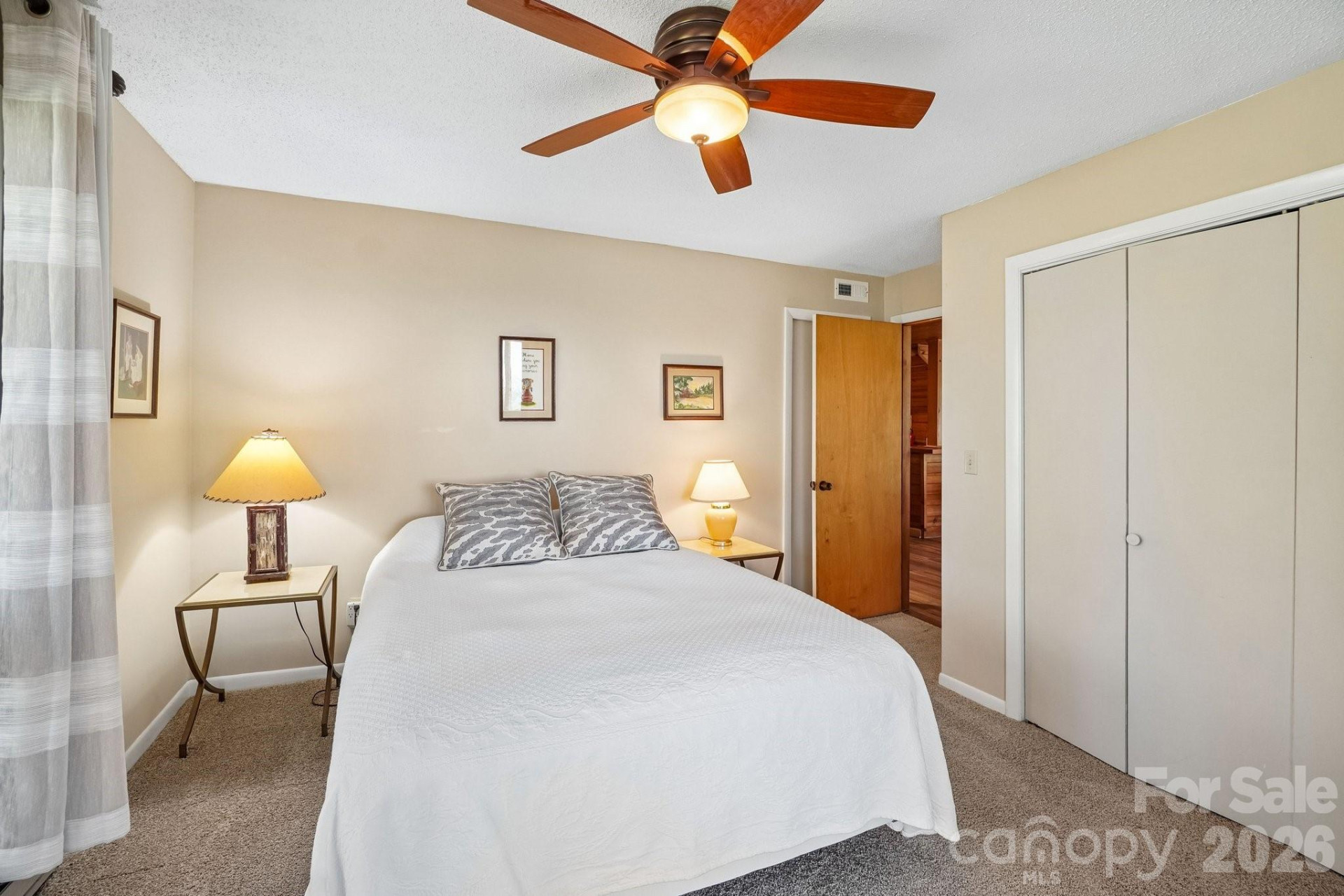 34 Wolfs Head Court - Photo 39