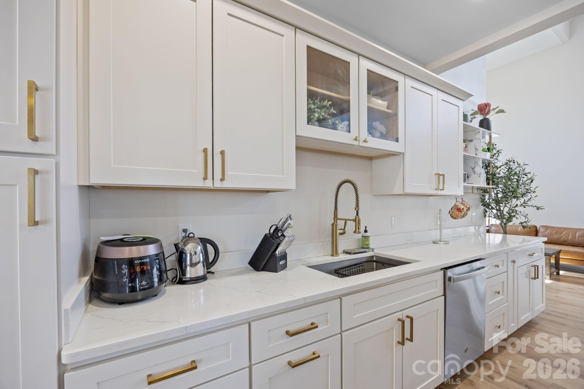 215 Ridgeway Road - Photo 11