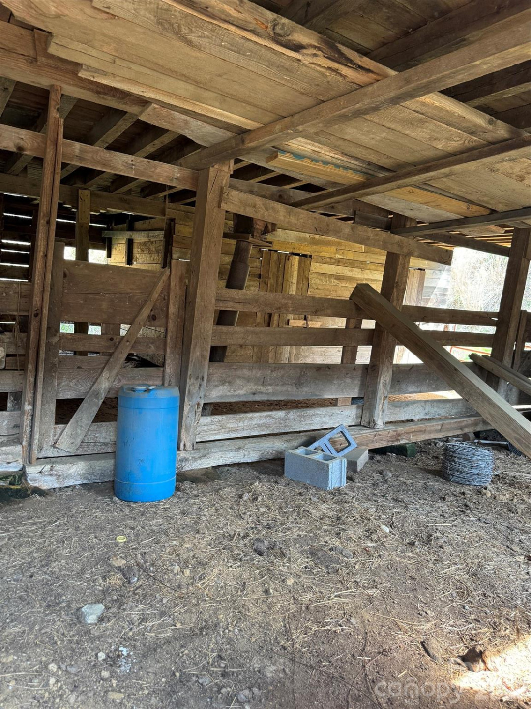 1820 Grapevine Road - Photo 43