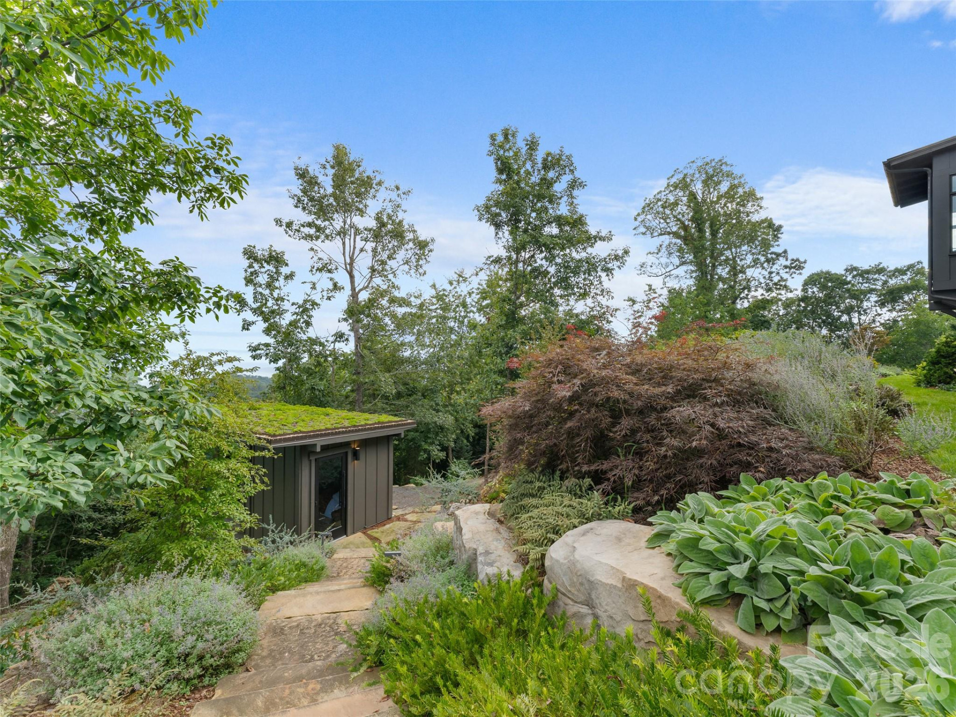 208 Skycliff Drive - Photo 45