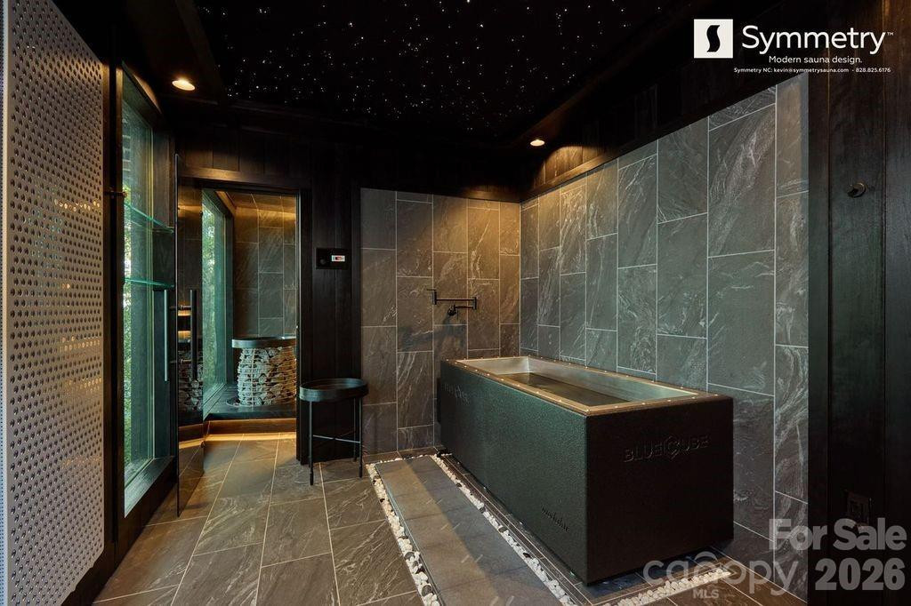 208 Skycliff Drive - Photo 46