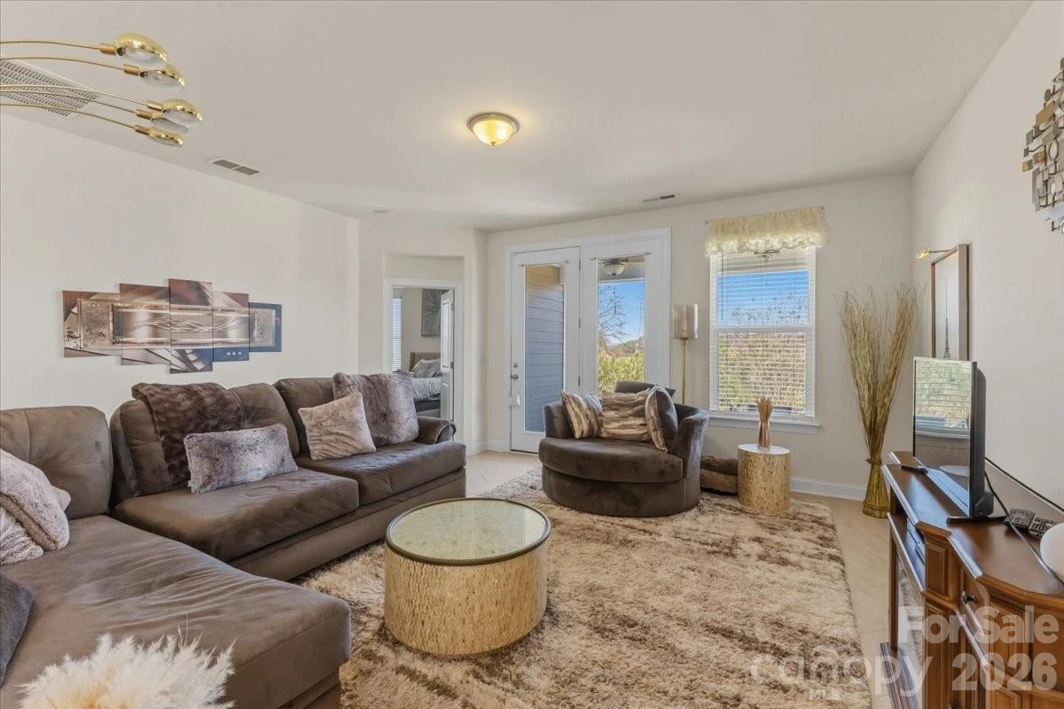 2001 Paddington Drive - Photo 14