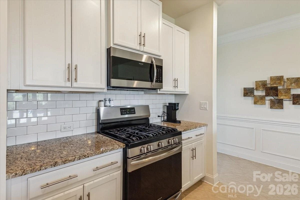 2001 Paddington Drive - Photo 10