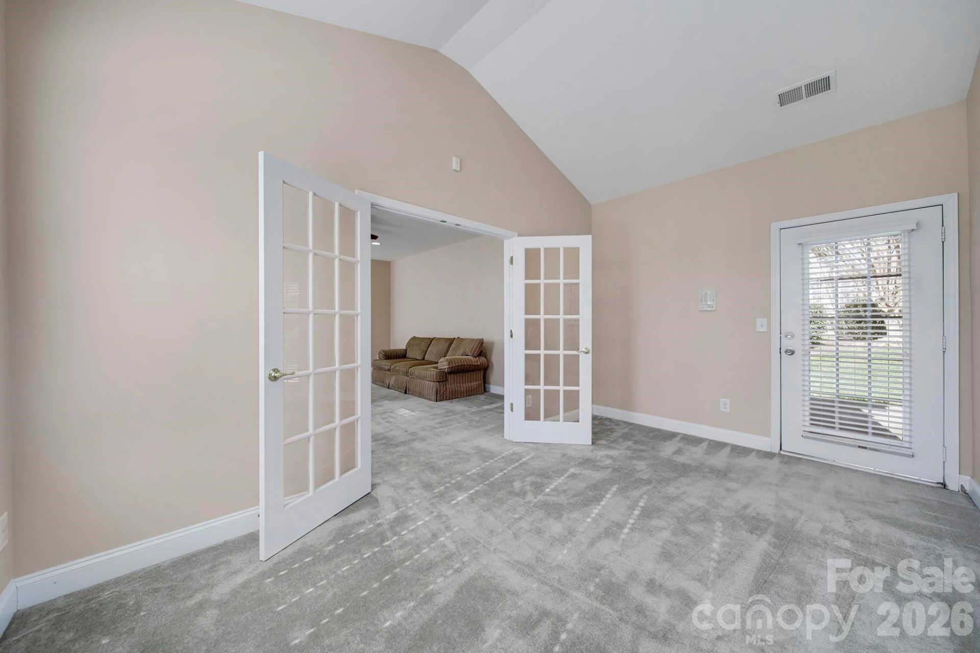 901 Platinum Drive - Photo 17