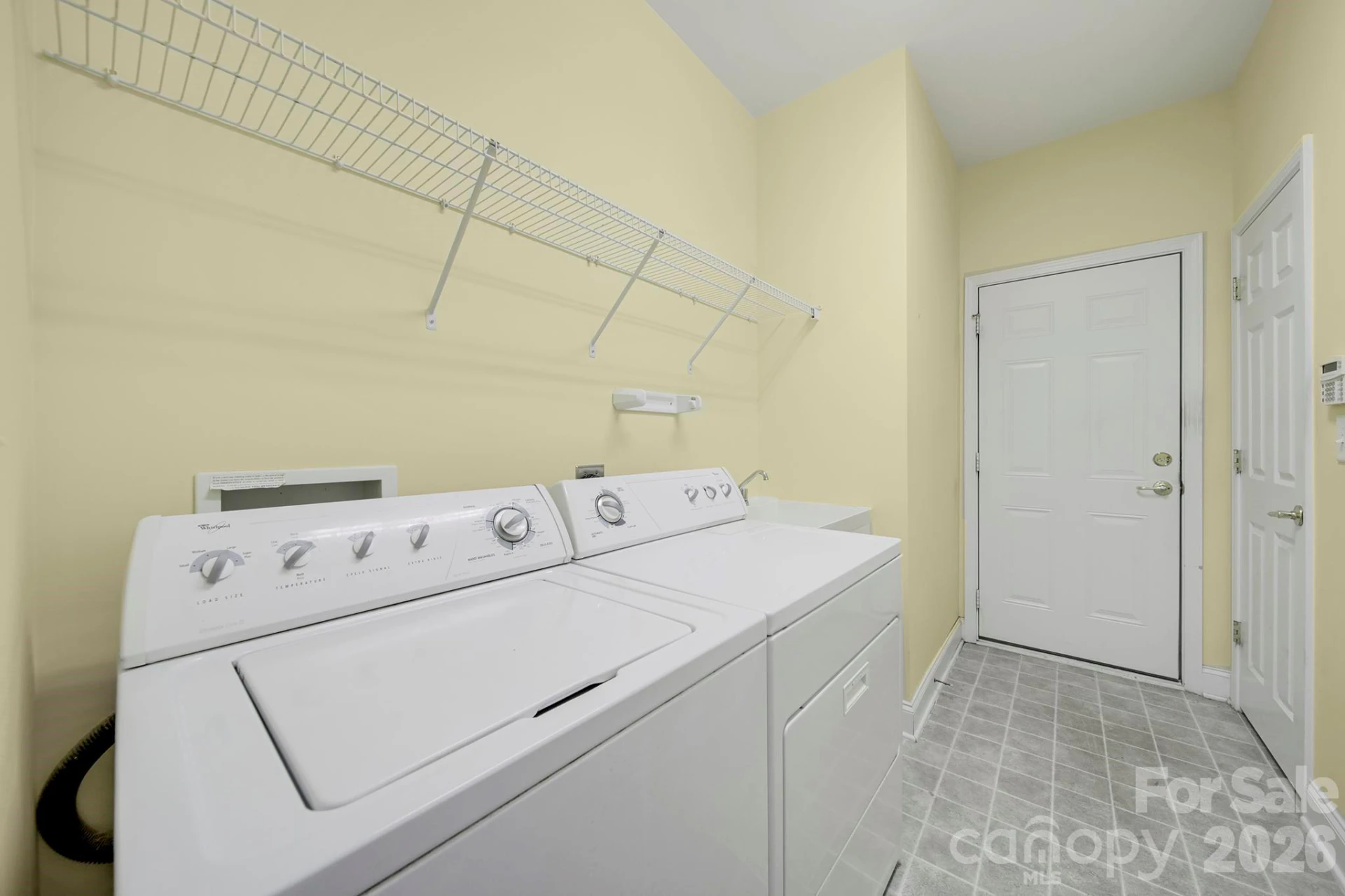 901 Platinum Drive - Photo 18