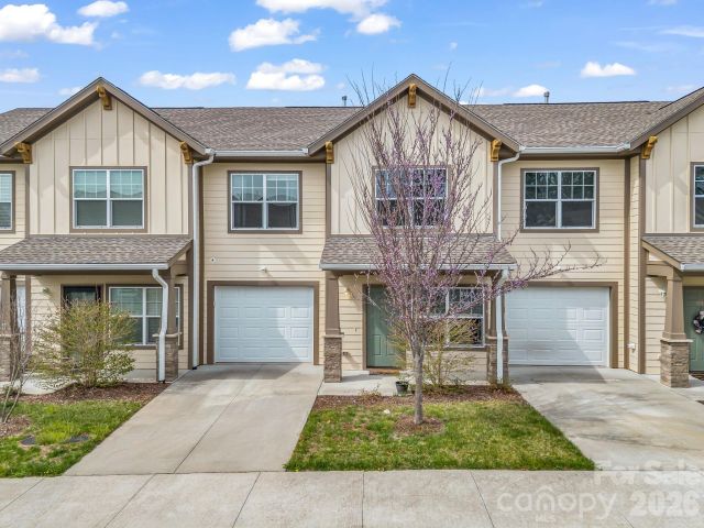 1106 Lynwood Forest Road, Arden, NC, 28704