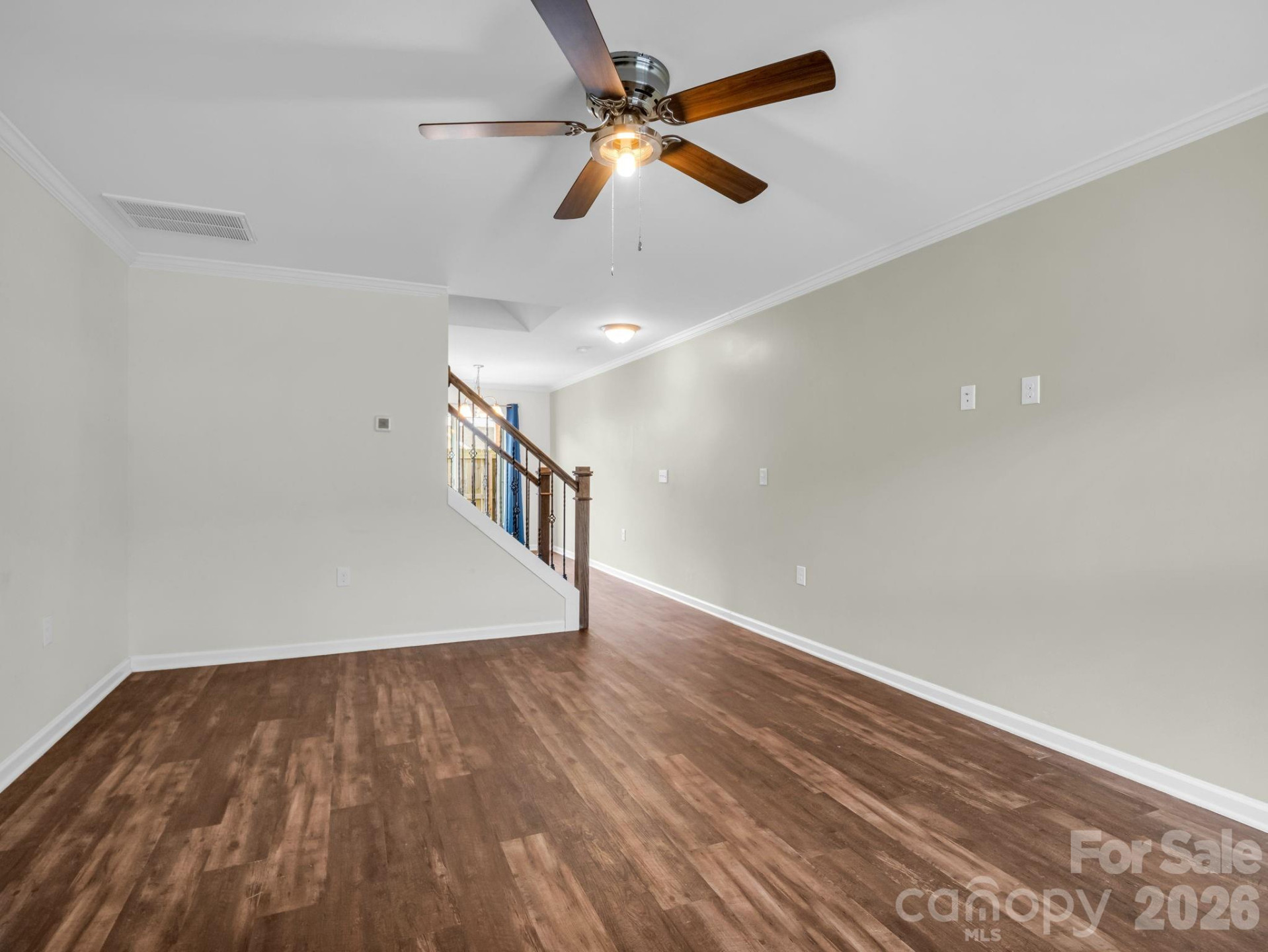 1106 Lynwood Forest Road - Photo 4