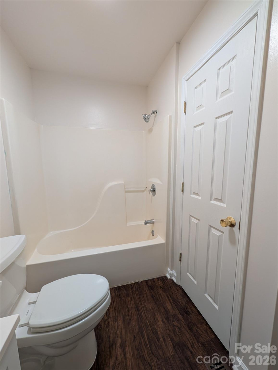 1460 Ivy Lane - Photo 14