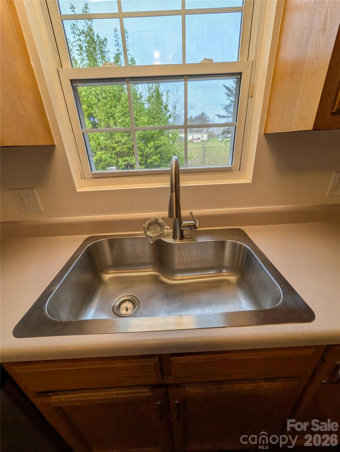 1460 Ivy Lane - Photo 19