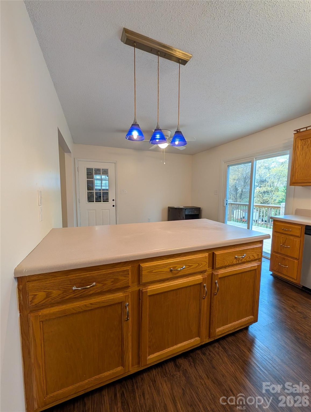 1460 Ivy Lane - Photo 22