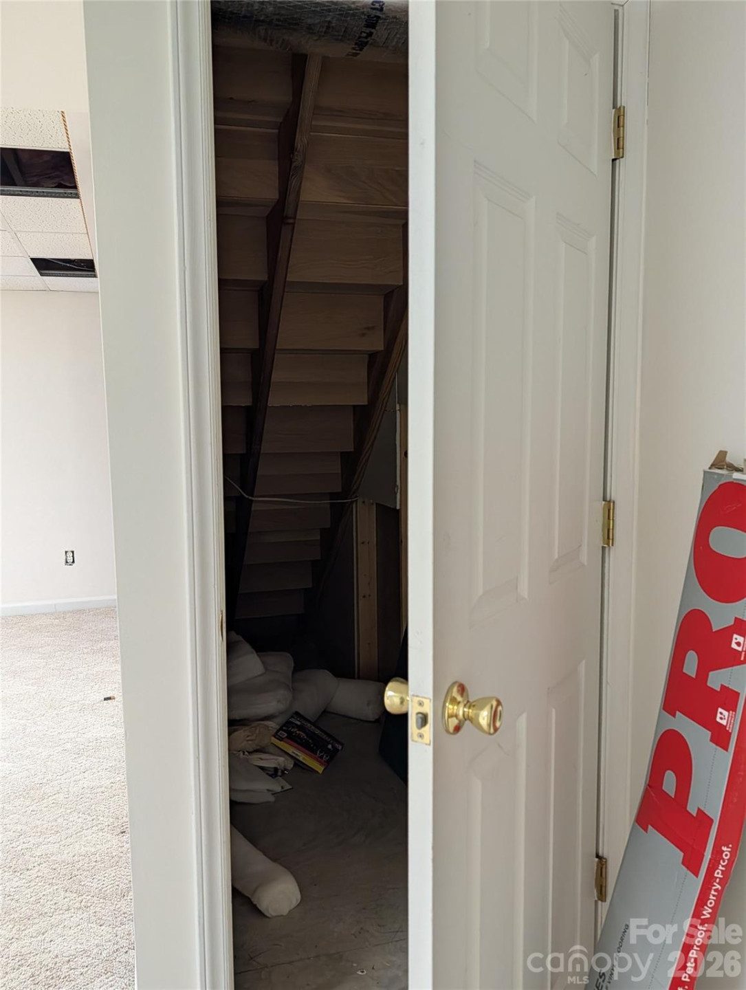 1460 Ivy Lane - Photo 26