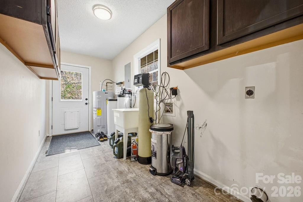 373 Fox Trace Drive - Photo 24