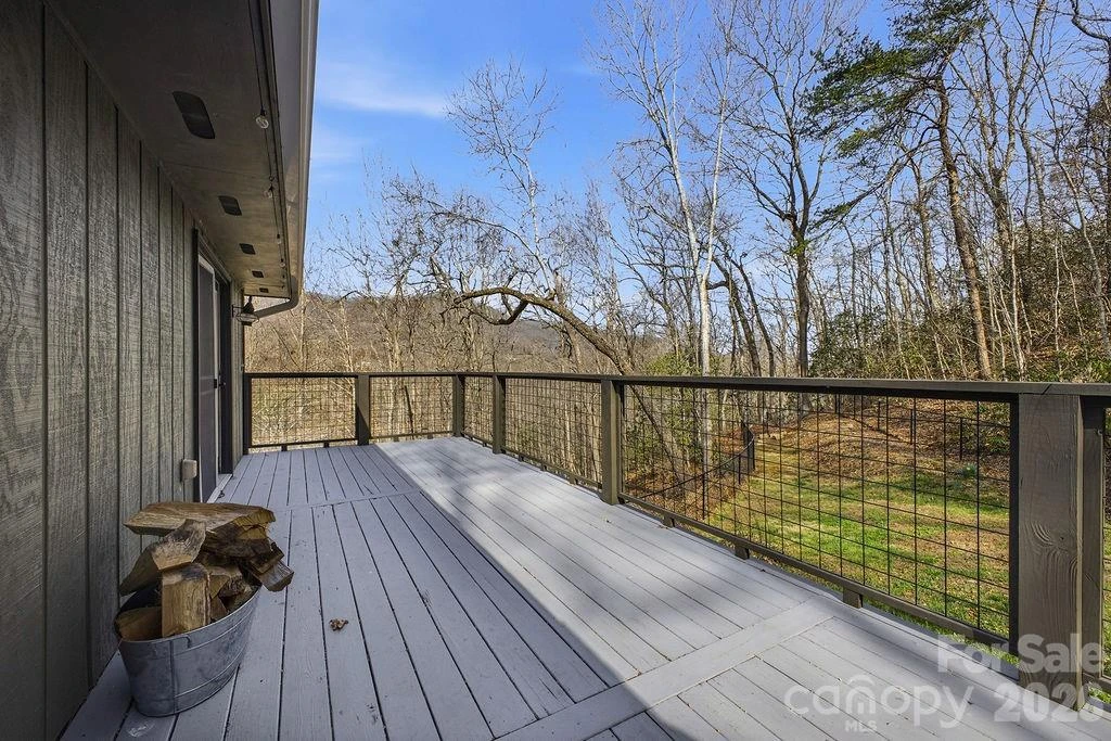 373 Fox Trace Drive - Photo 34