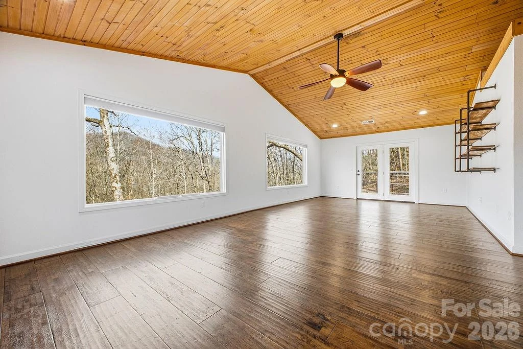 373 Fox Trace Drive - Photo 10