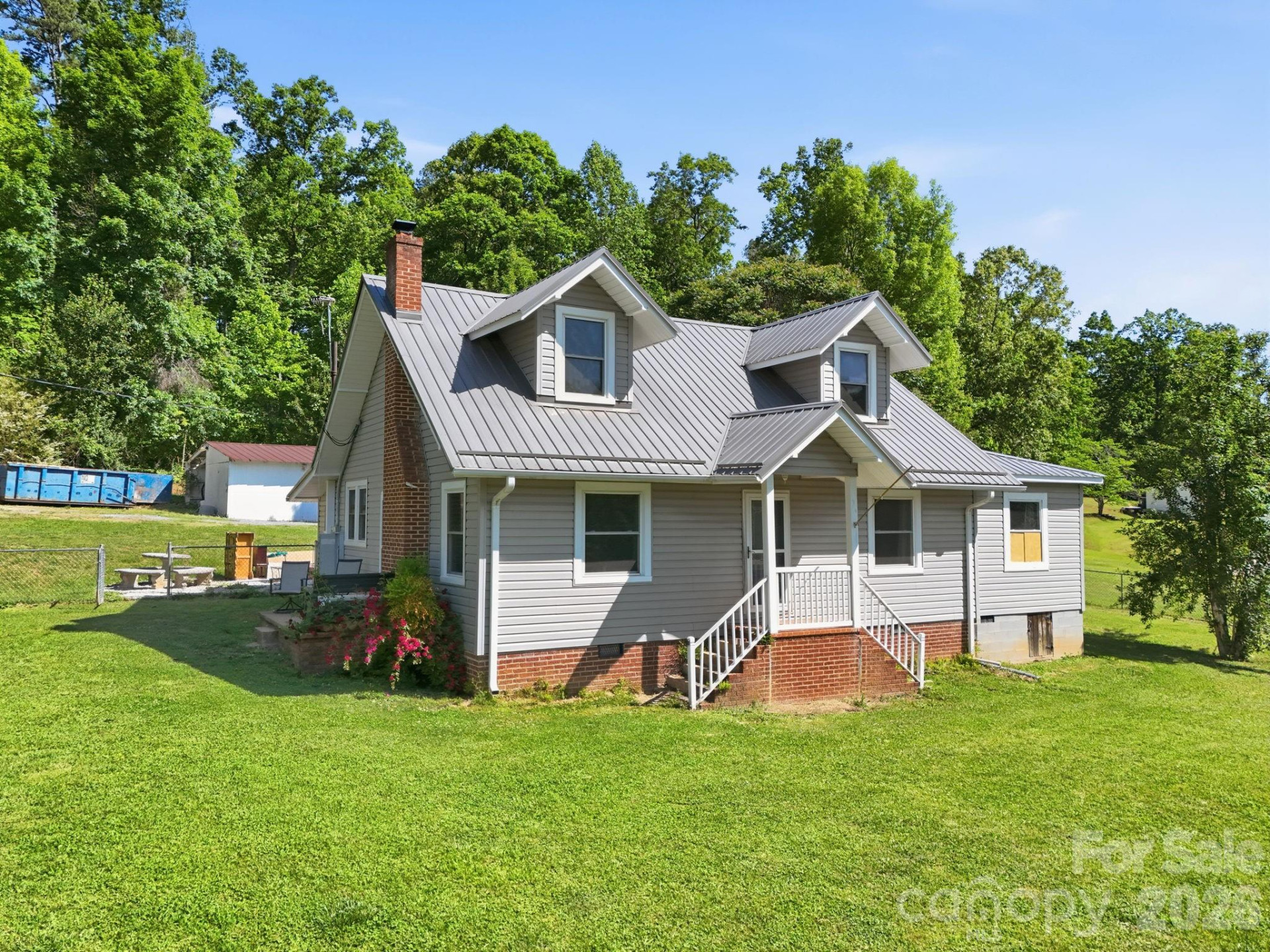 5054 Sugar Hill Road - Photo 8