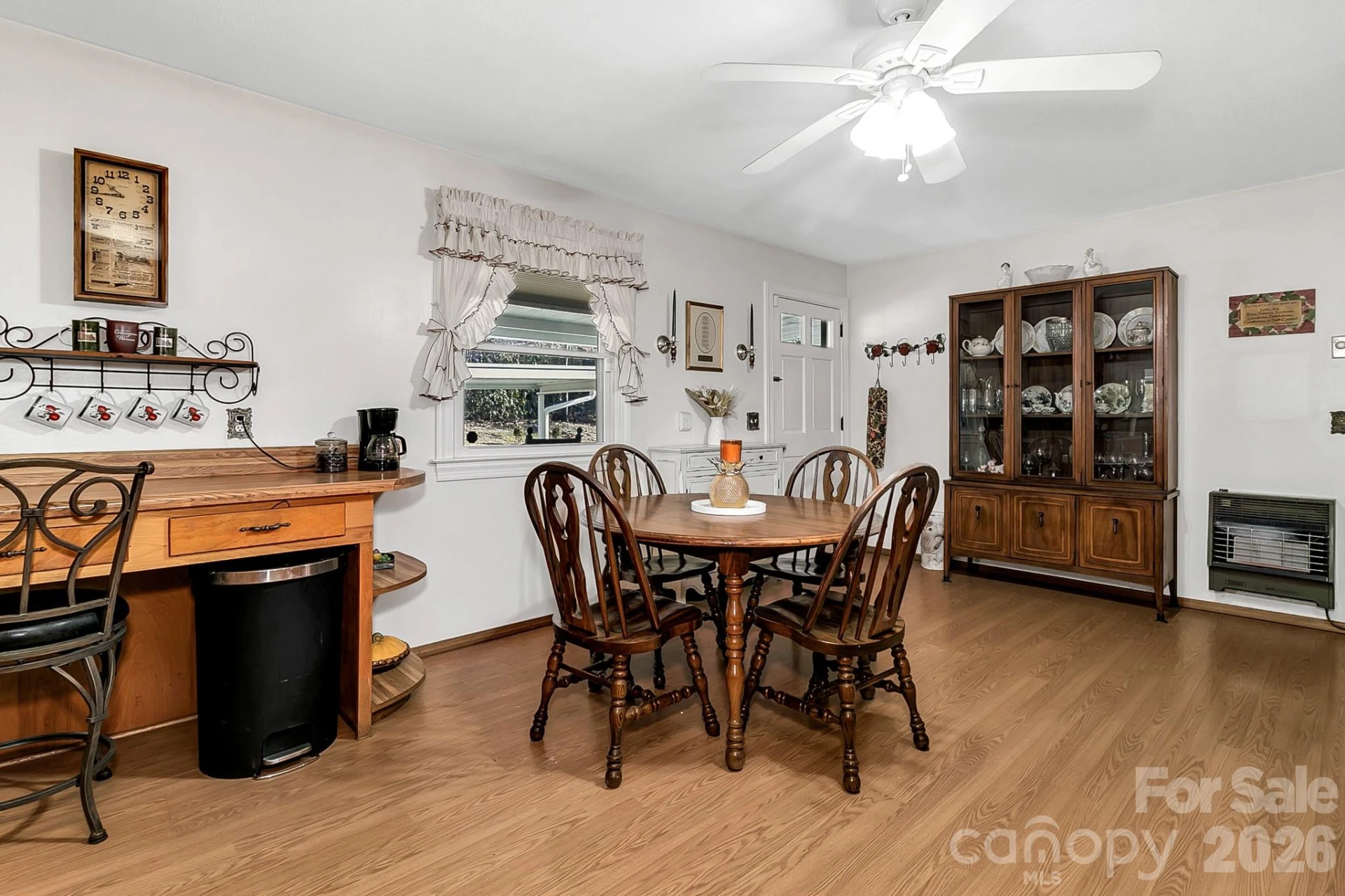 44 Tuttle Road - Photo 15