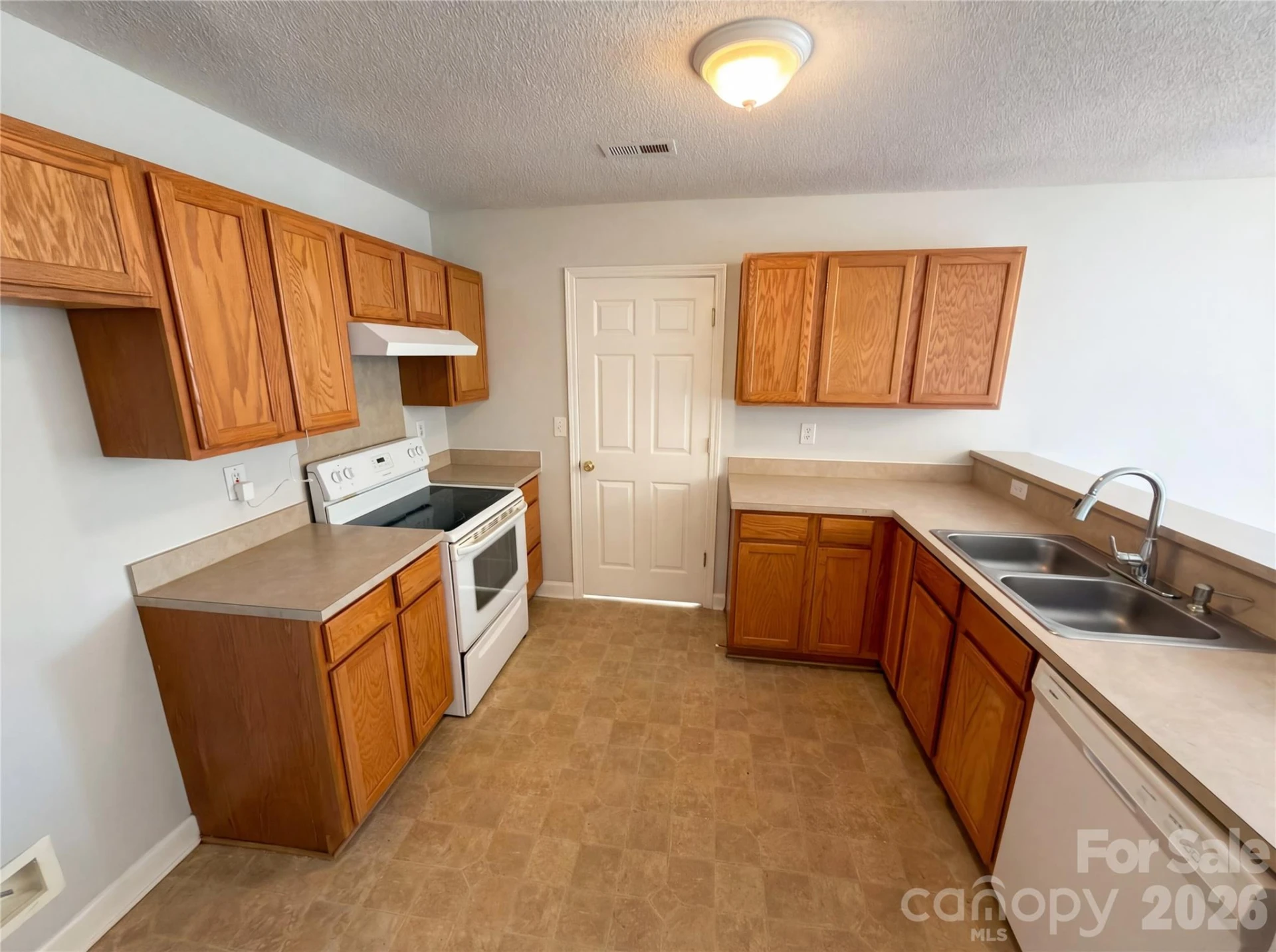 3461 Fairmeadow Drive - Photo 2