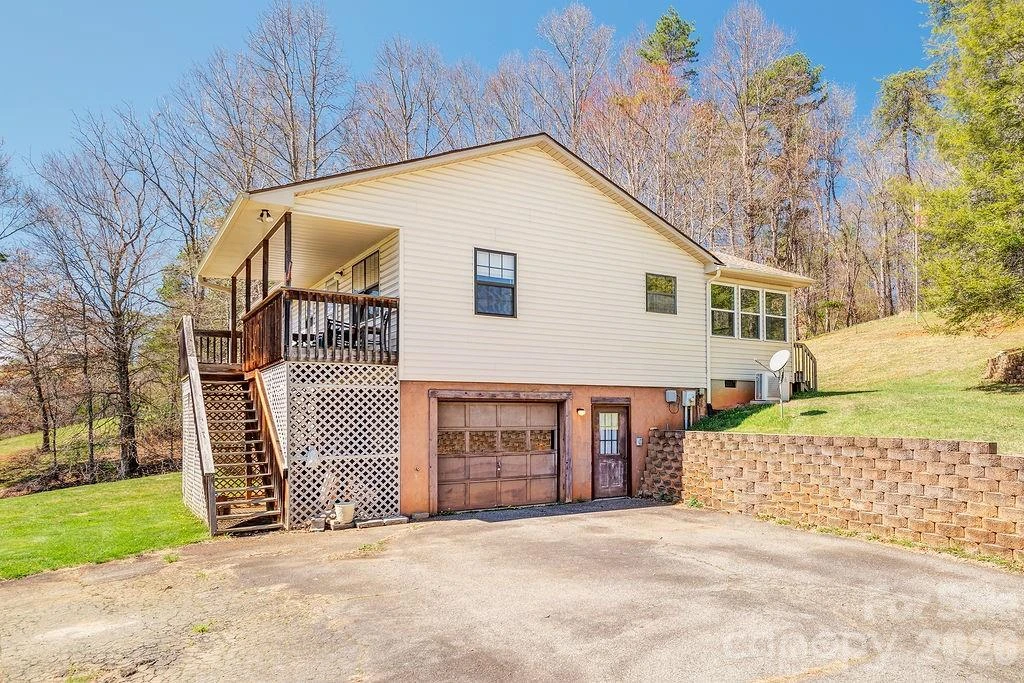 216 Pickens Road - Photo 3