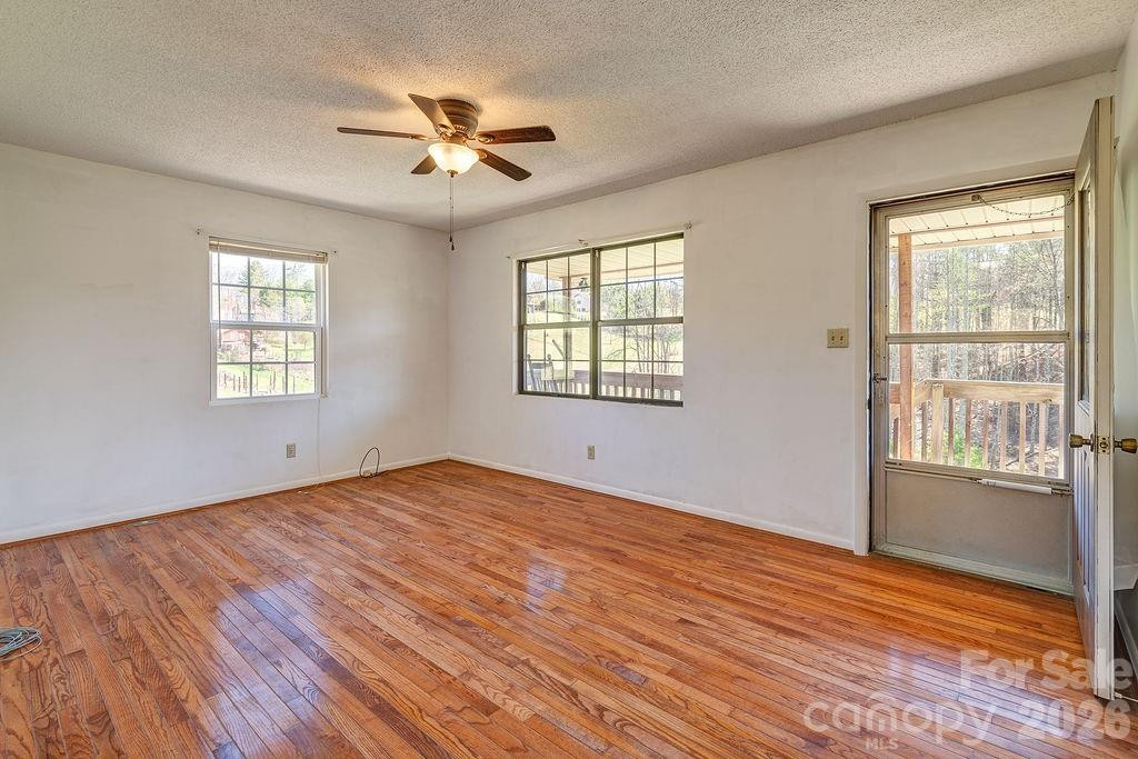 216 Pickens Road - Photo 5