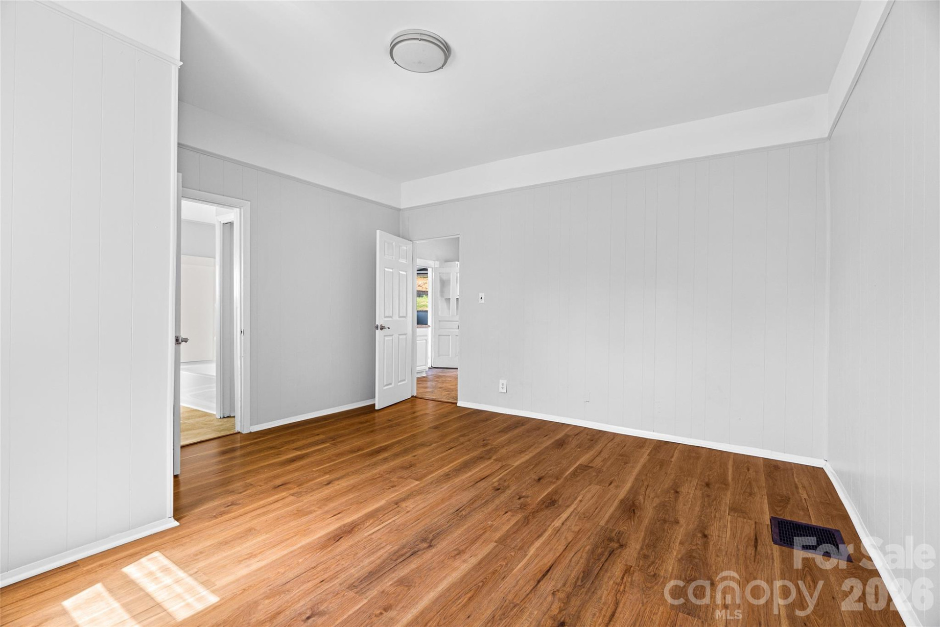 29 Allen Street - Photo 14