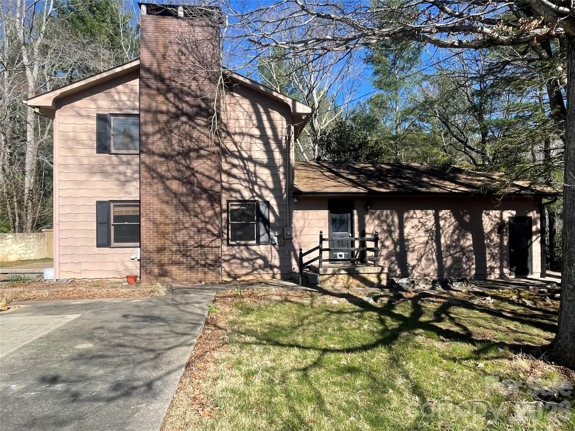 64 Merrill Place