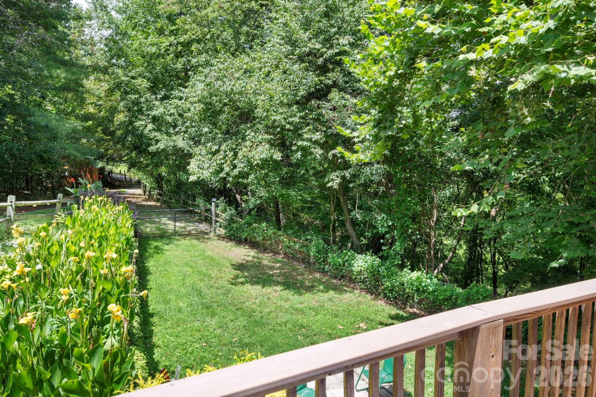 8 Blue Sky Drive - Photo 32