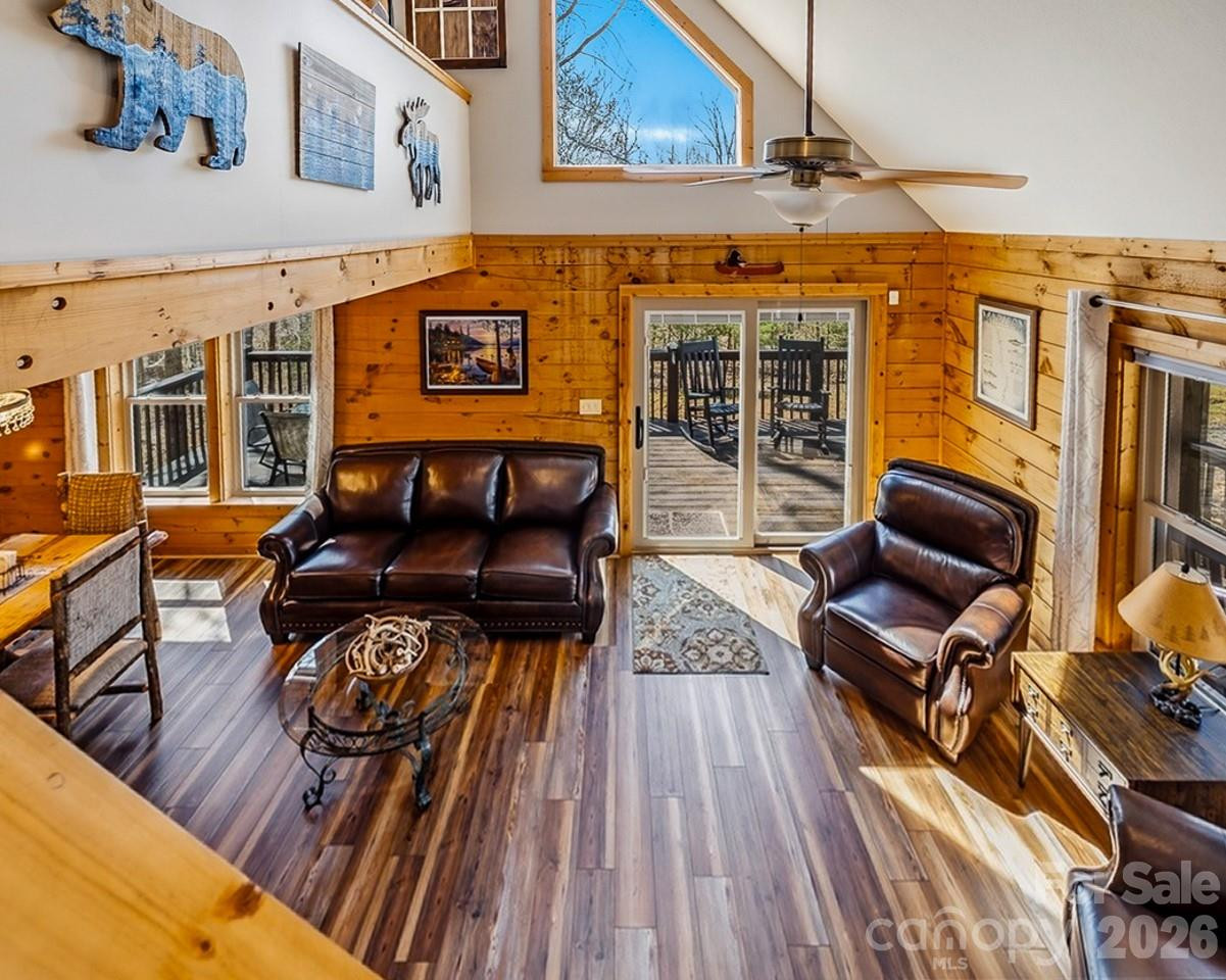 1972 River Crest Parkway - Photo 9