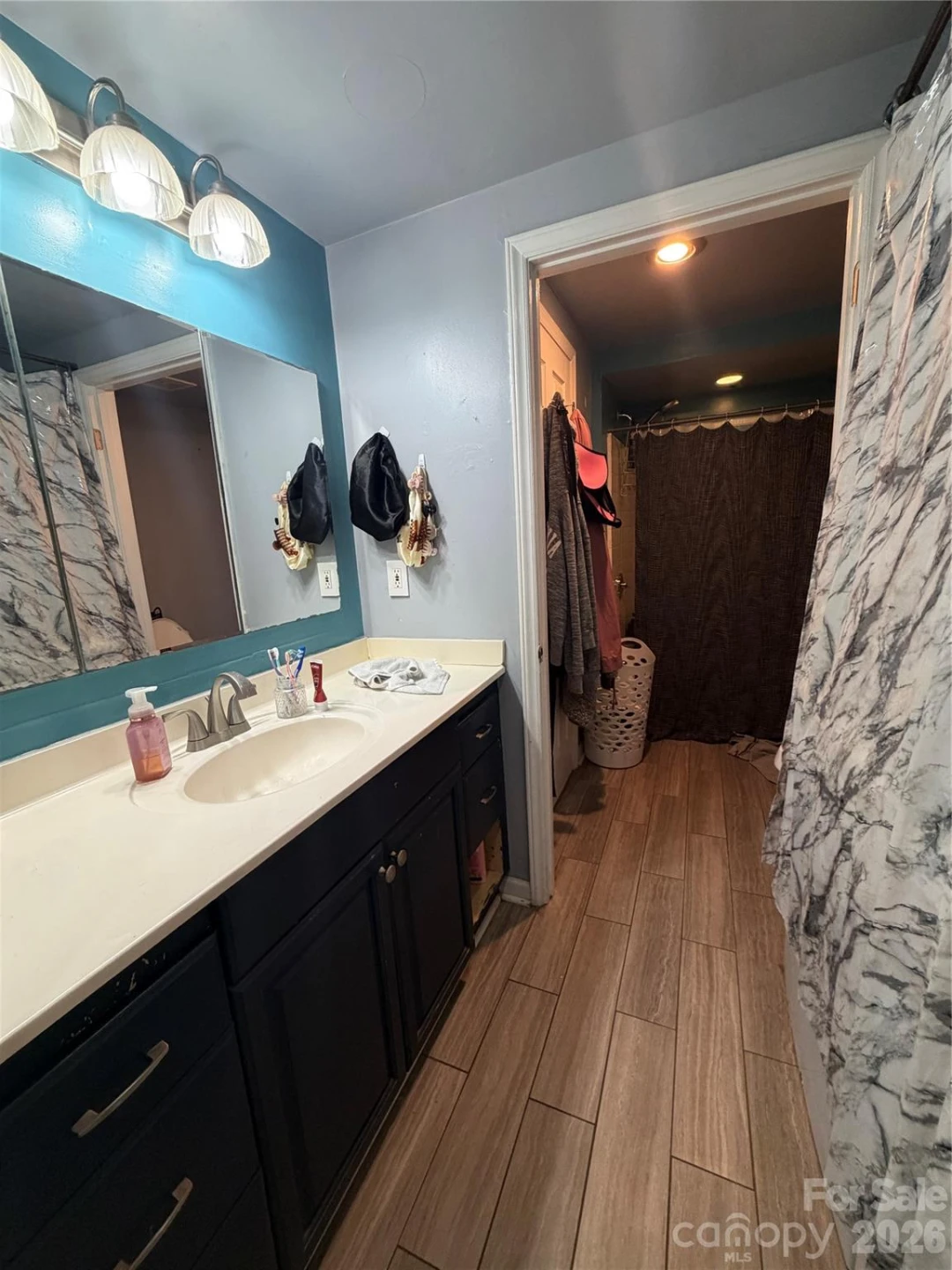 138 Meridian Street - Photo 5