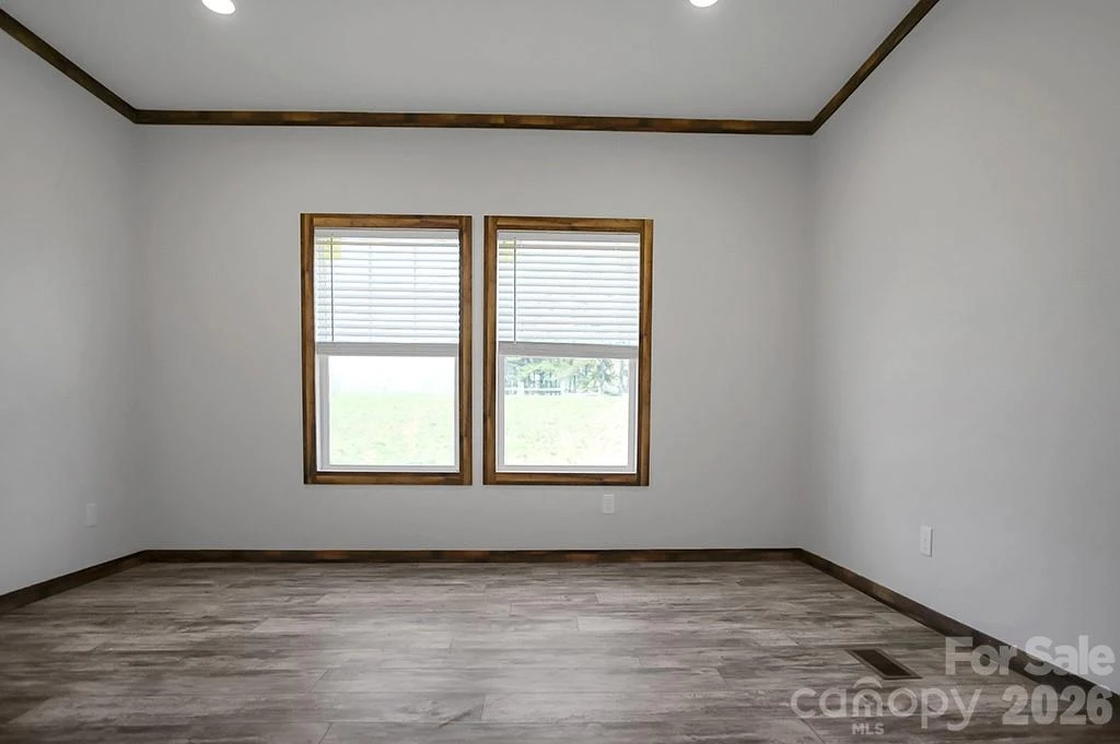 1423 Chatfield Road - Photo 29