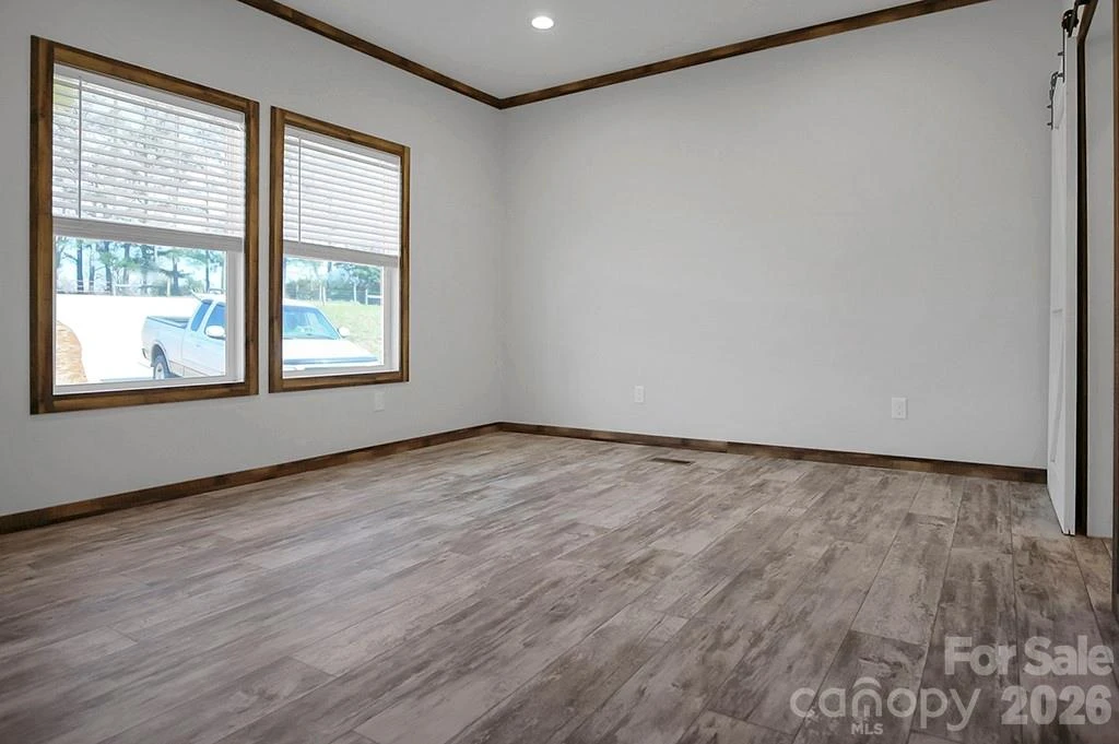 1423 Chatfield Road - Photo 30