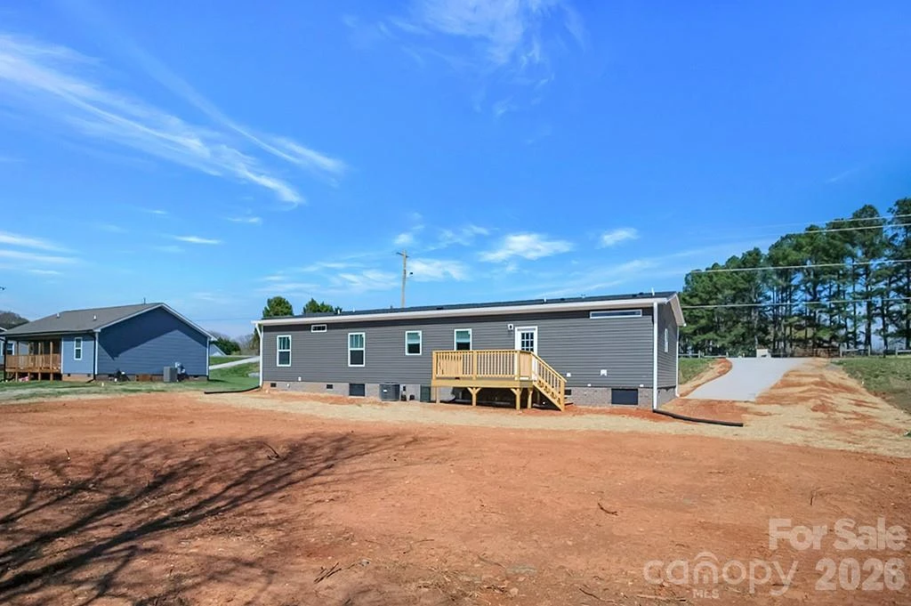 1423 Chatfield Road - Photo 45