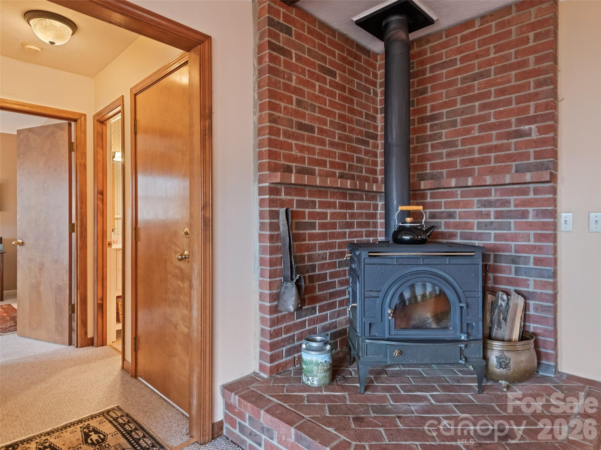 415 Treetop Lane - Photo 15