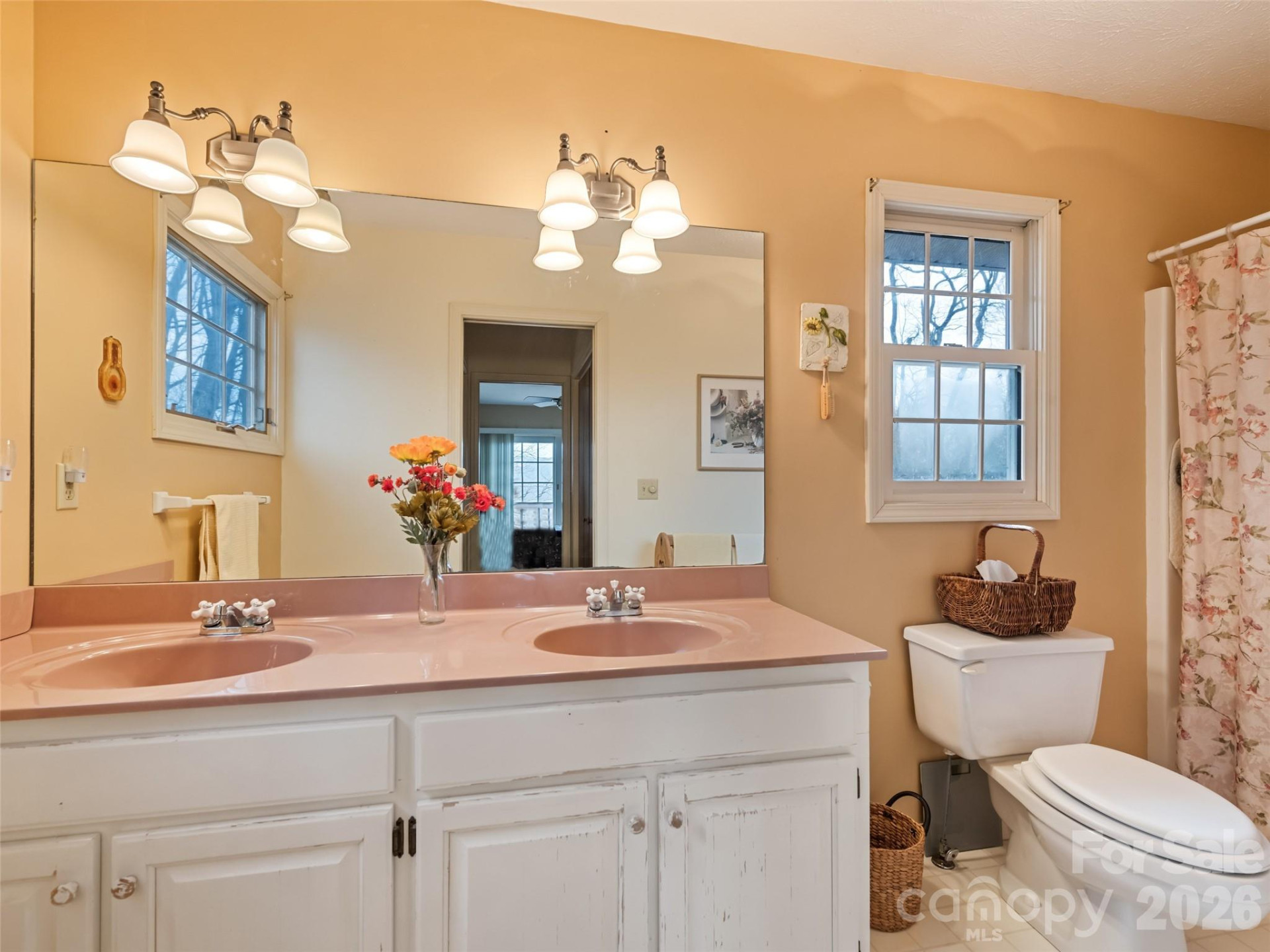 415 Treetop Lane - Photo 28