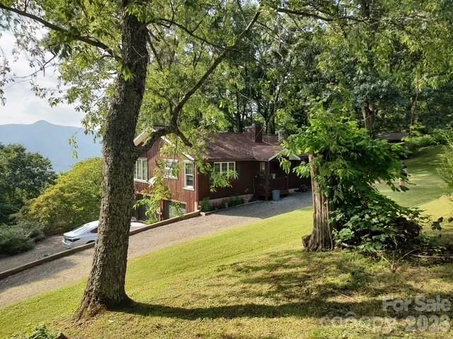 415 Treetop Lane - Photo 31