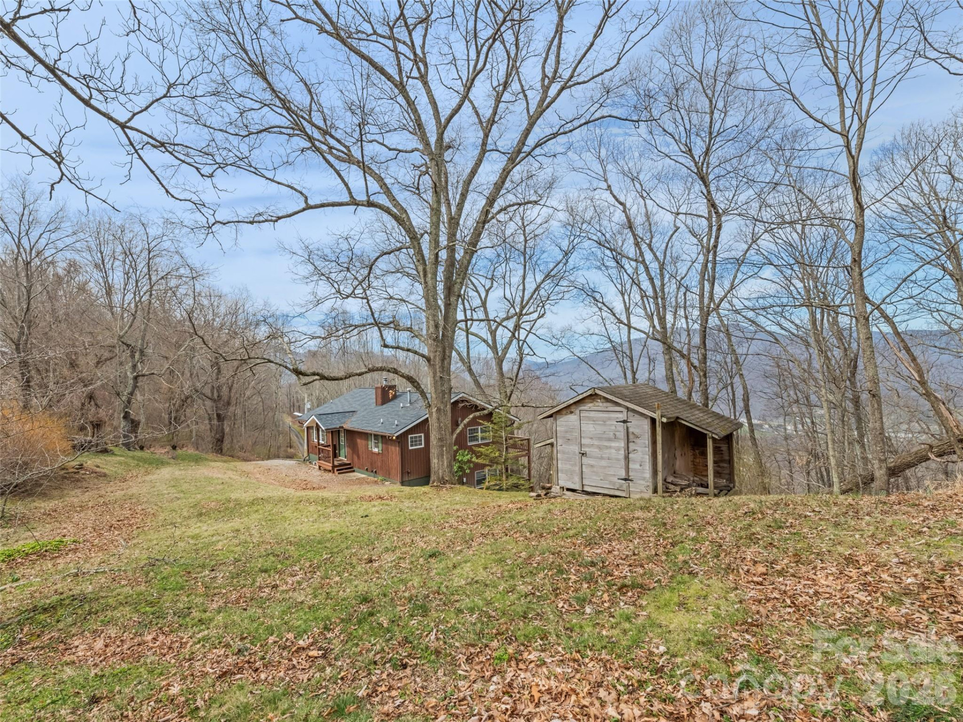 415 Treetop Lane - Photo 42