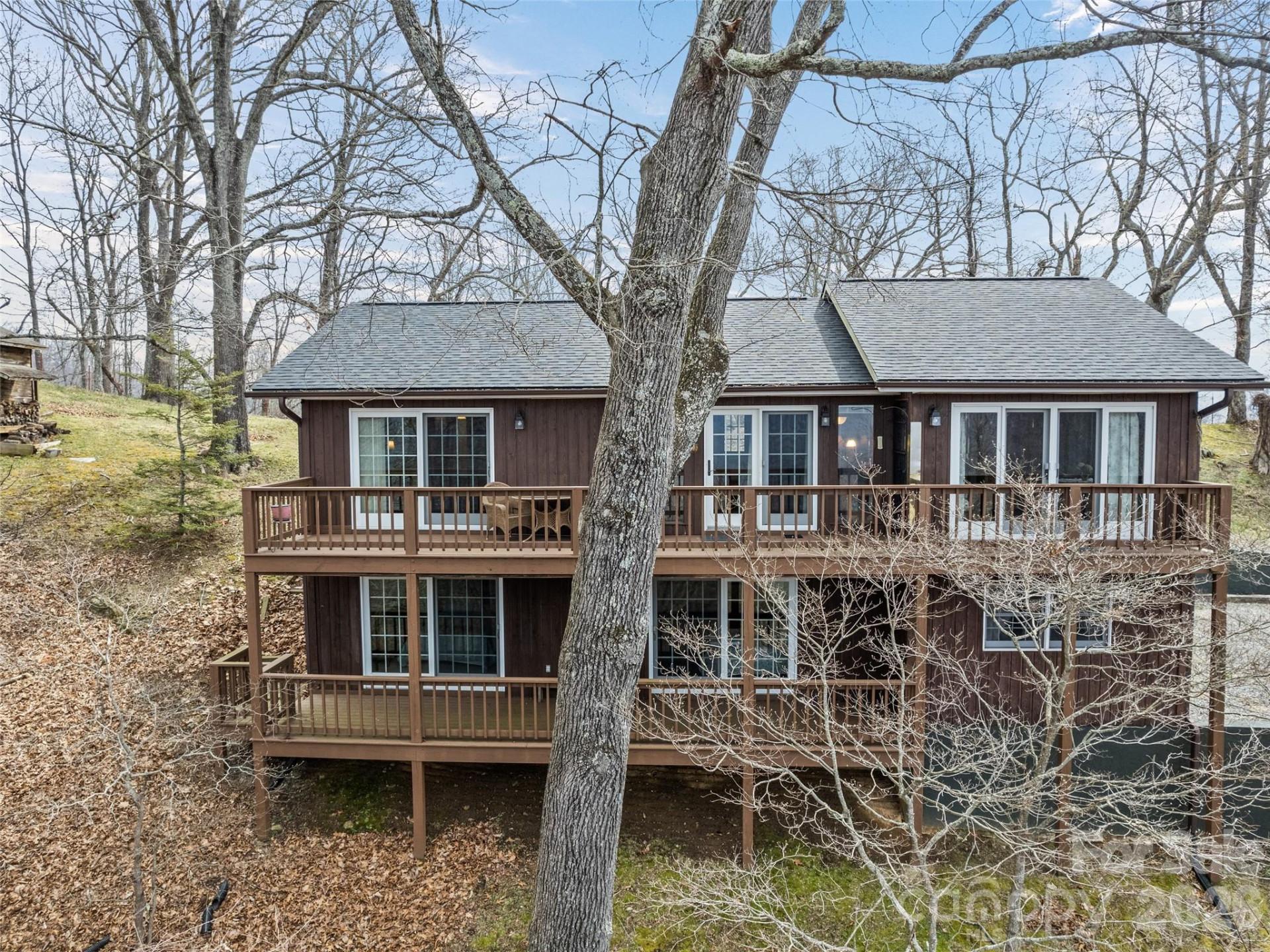 415 Treetop Lane - Photo 46
