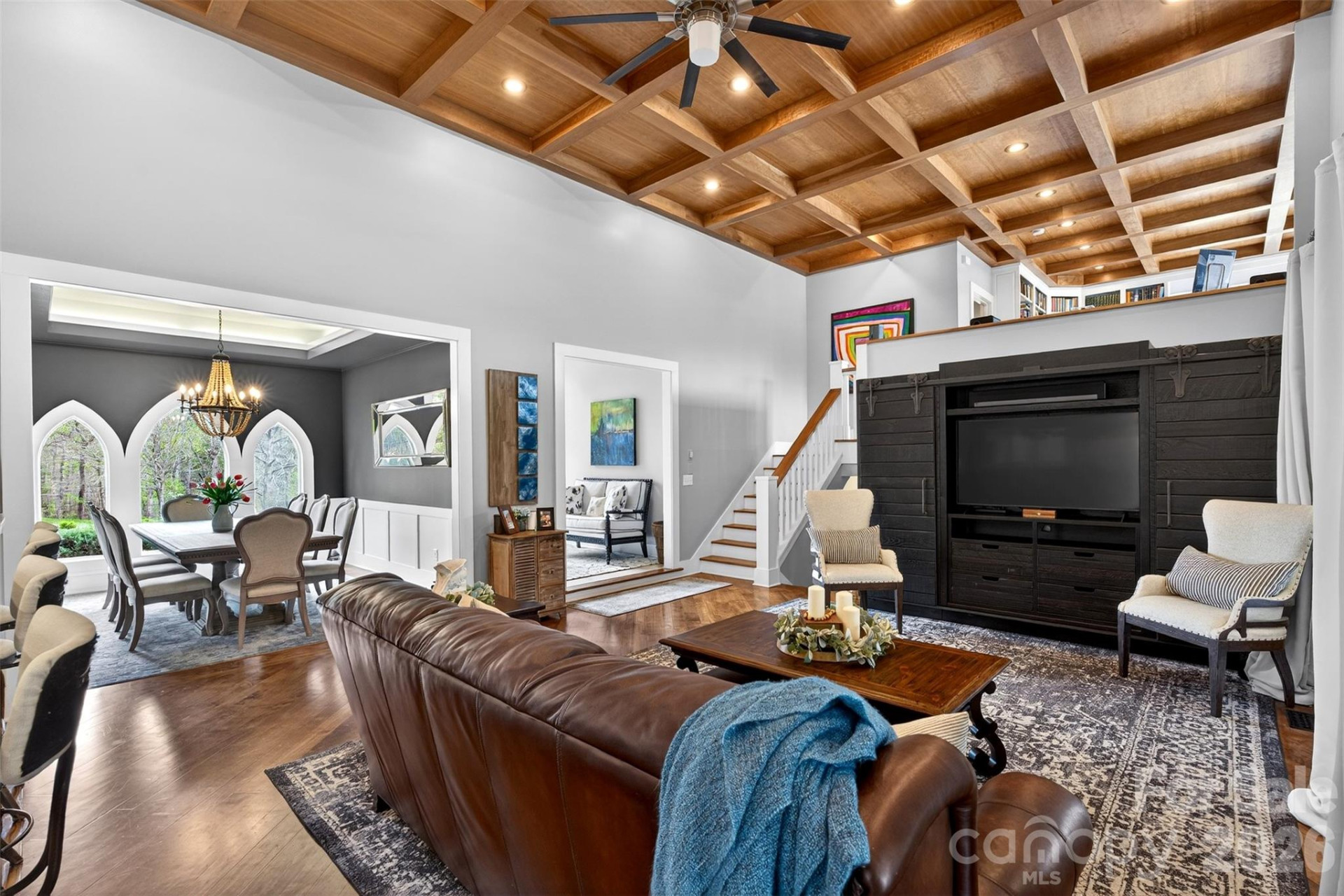 300 Springhill Drive - Photo 12