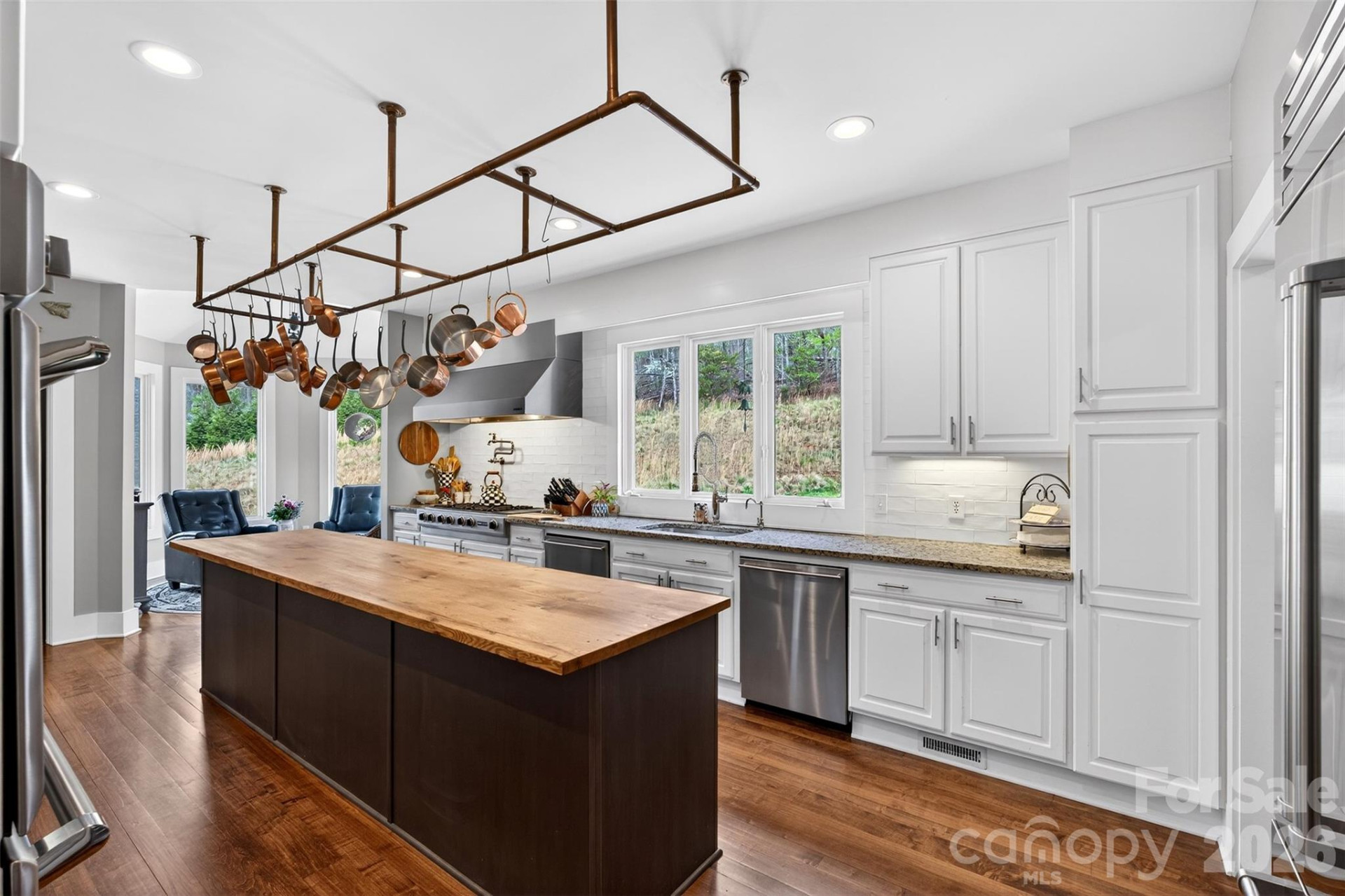 300 Springhill Drive - Photo 16