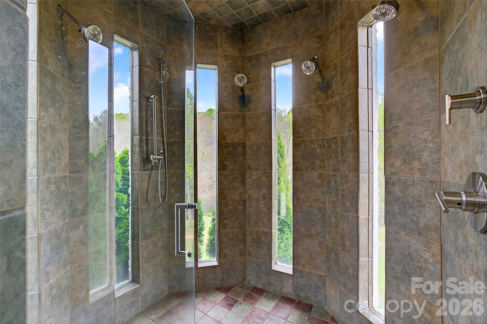 300 Springhill Drive - Photo 29