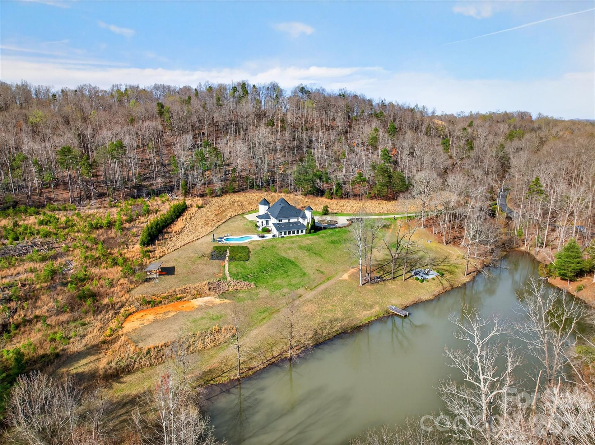 300 Springhill Drive - Photo 5