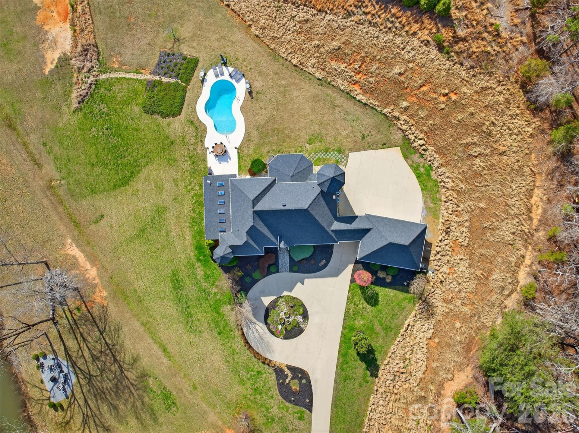 300 Springhill Drive - Photo 41