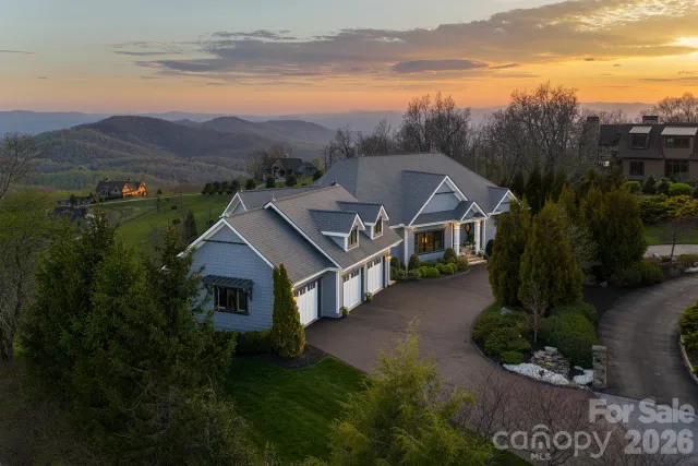 89 Snow Ridge Drive, Hendersonville, NC, 28792