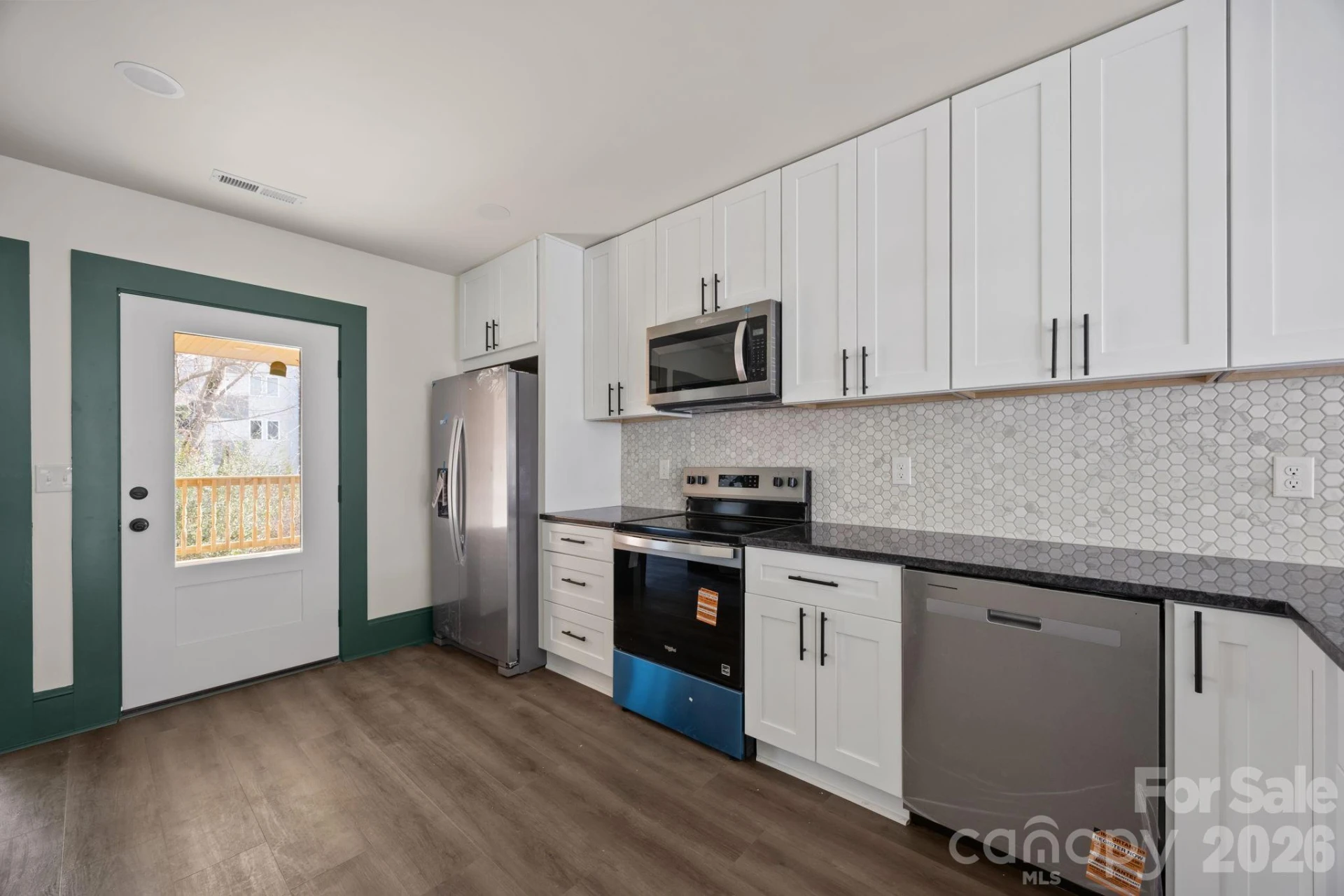 63 Elizabeth Place - Photo 11