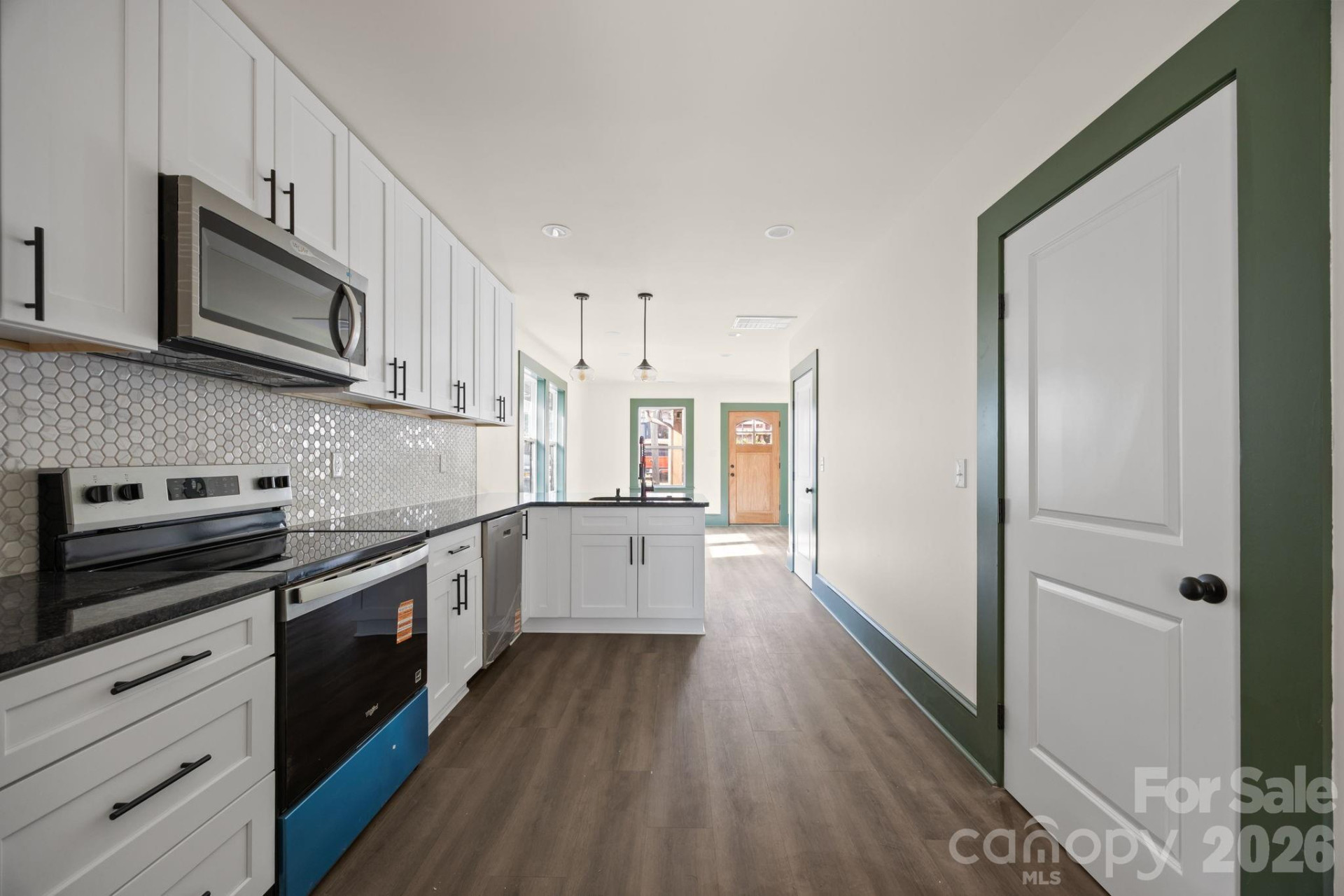 63 Elizabeth Place - Photo 13