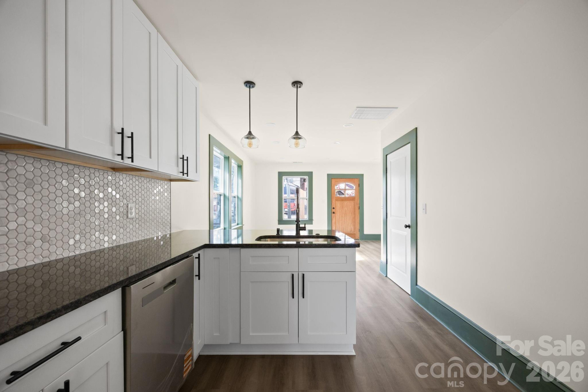 63 Elizabeth Place - Photo 14