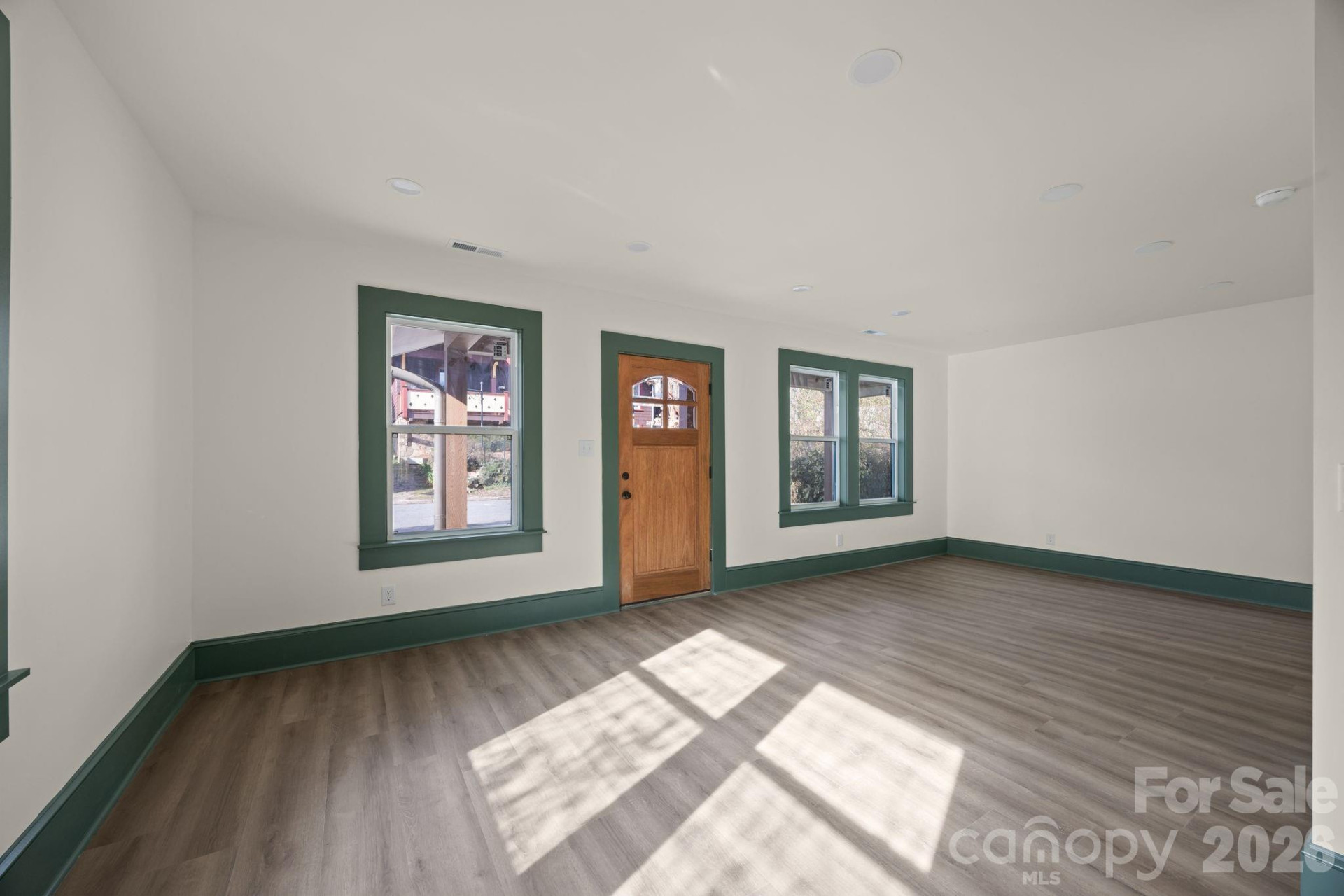 63 Elizabeth Place - Photo 4