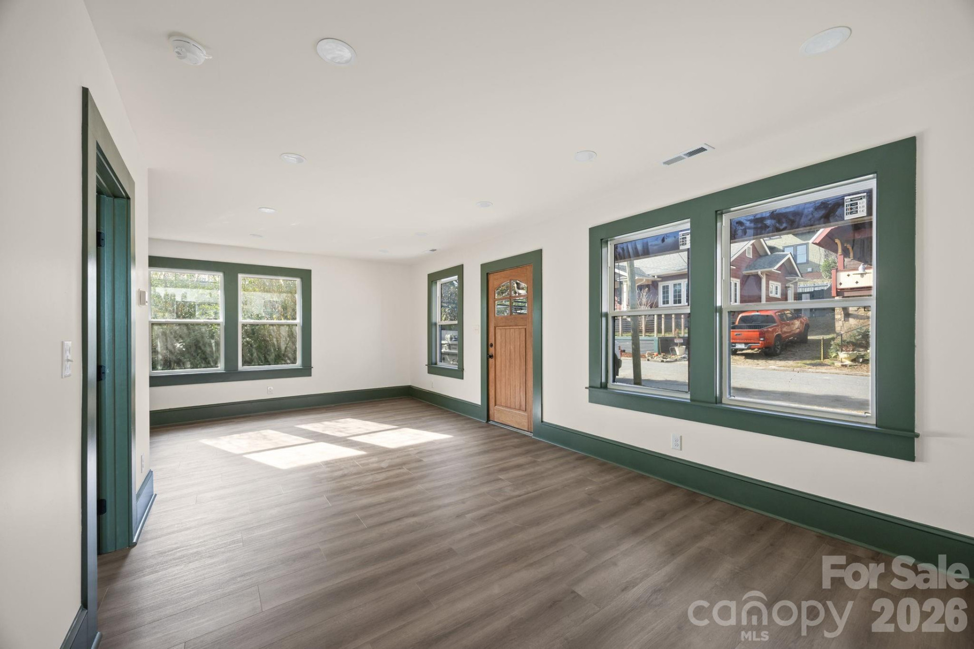 63 Elizabeth Place - Photo 5