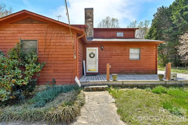 438 Cox Lake Road, Stanley, NC, 28164